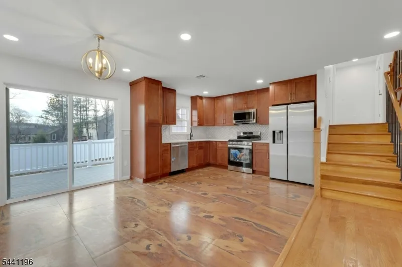 1 Kinderkamack Rd Hillsdale, NJ 07642