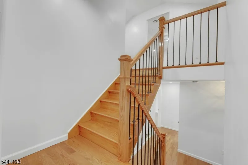 1 Kinderkamack Rd Hillsdale, NJ 07642