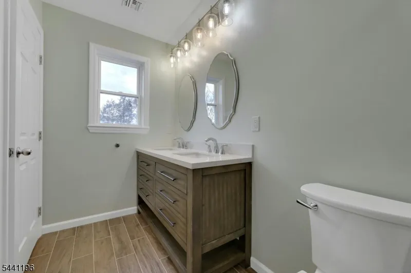 1 Kinderkamack Rd Hillsdale, NJ 07642