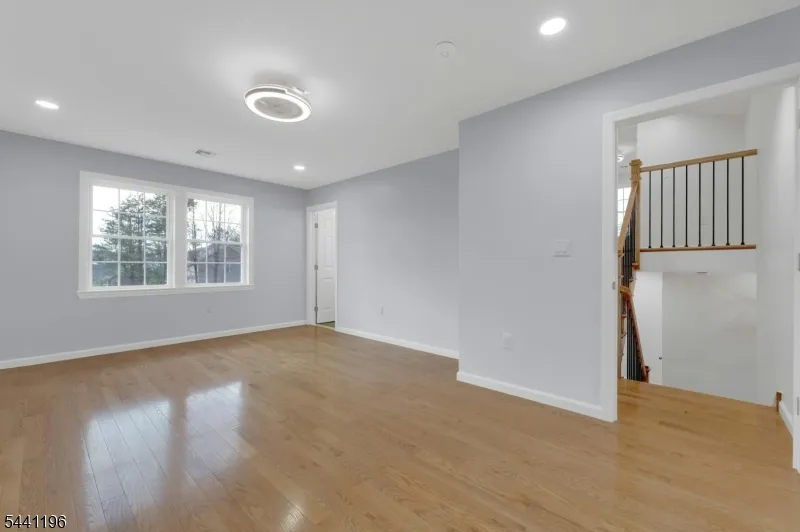 1 Kinderkamack Rd Hillsdale, NJ 07642