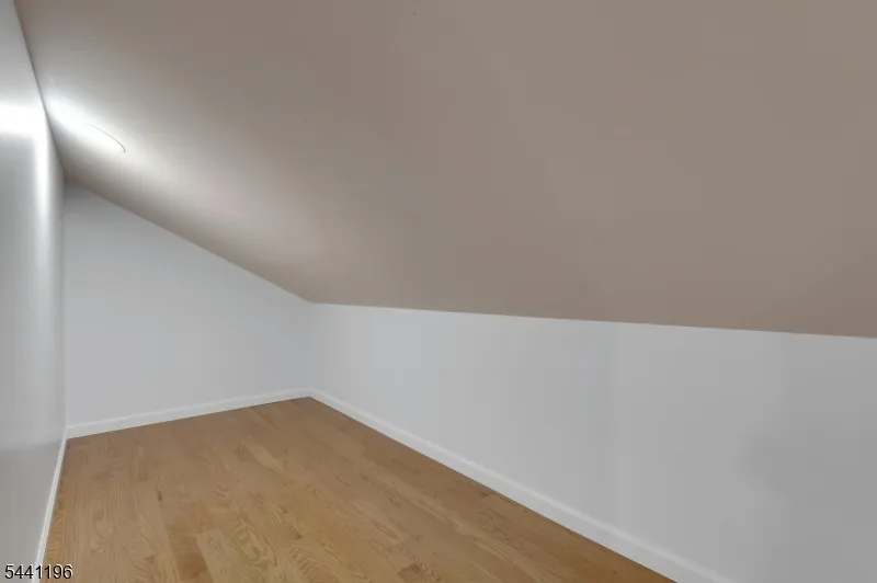 1 Kinderkamack Rd Hillsdale, NJ 07642