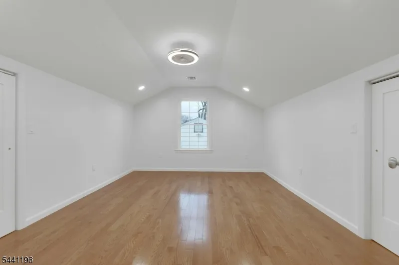 1 Kinderkamack Rd Hillsdale, NJ 07642