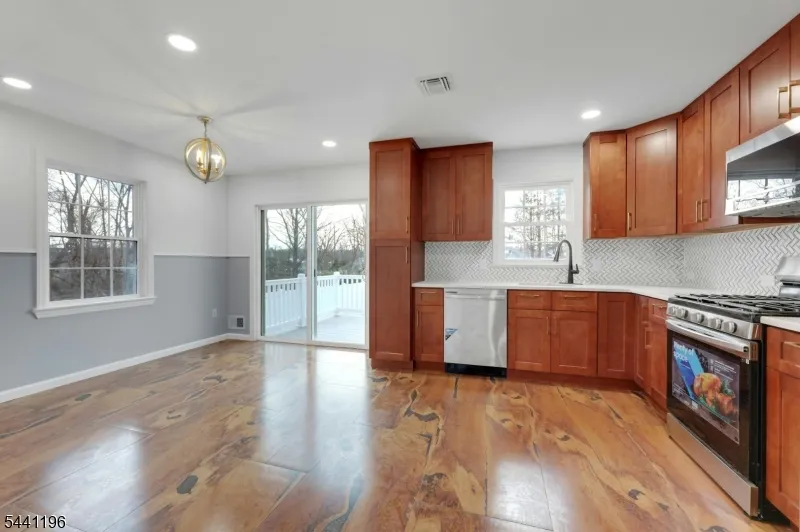 1 Kinderkamack Rd Hillsdale, NJ 07642