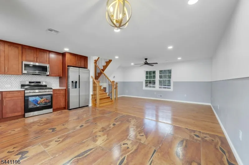 1 Kinderkamack Rd Hillsdale, NJ 07642