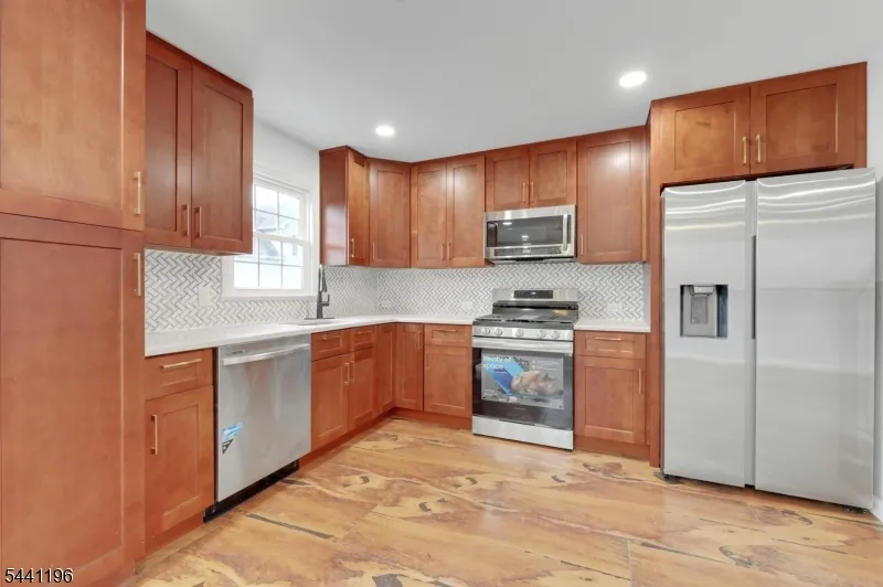 1 Kinderkamack Rd Hillsdale, NJ 07642