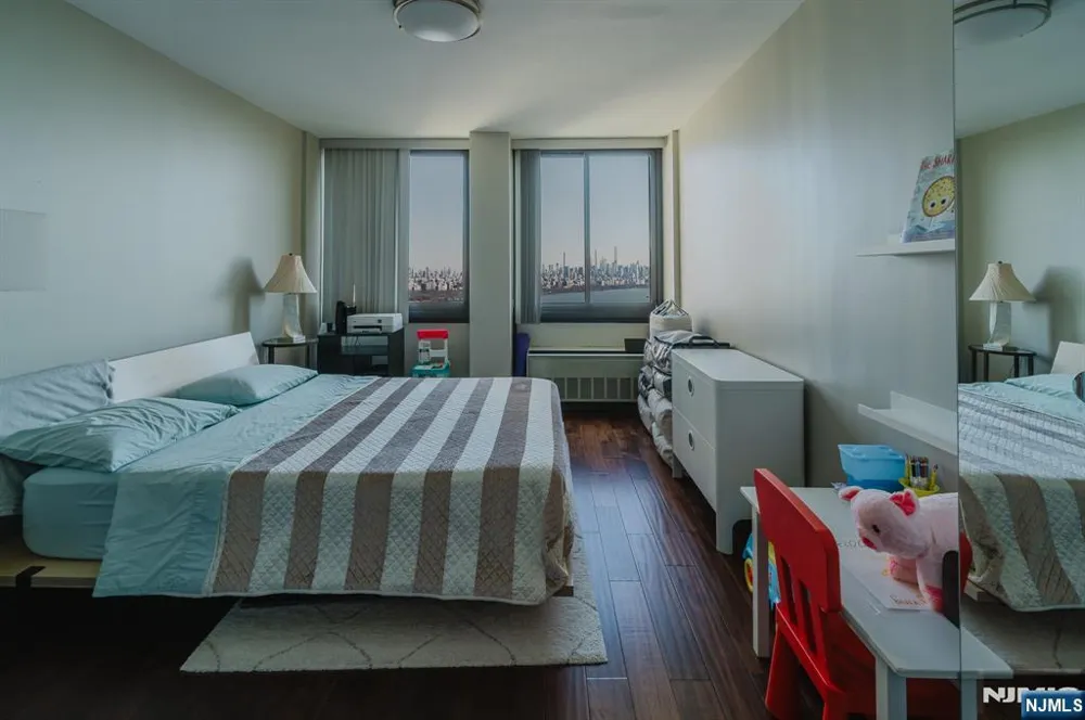 200 Winston Drive 2319 Cliffside Park, NJ 07010