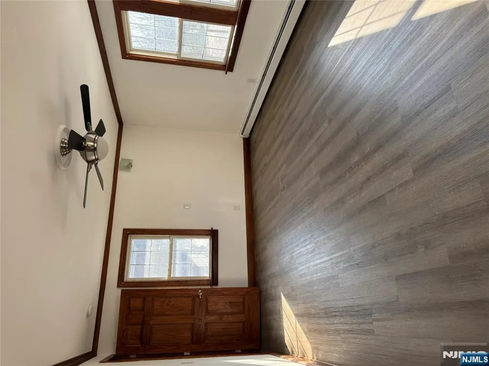 138 Pompton Avenue Verona, NJ 07044