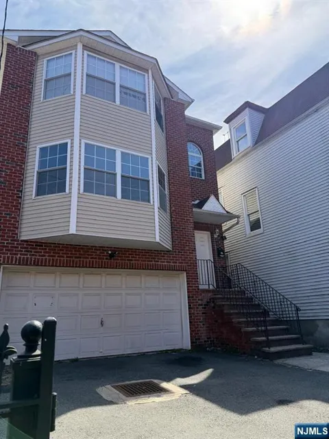 41 3rd Street 2