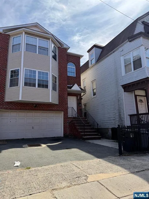 41 3rd Street 2 Newark, NJ 07107
