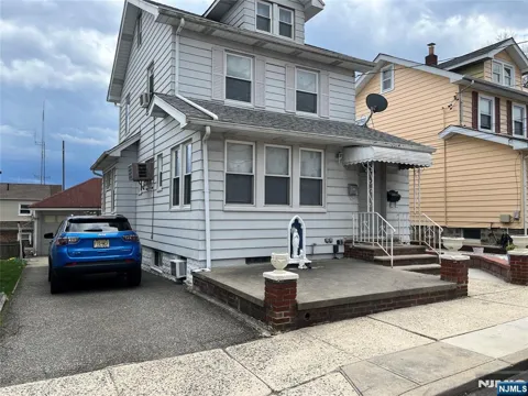 524 Kearney Avenue 1