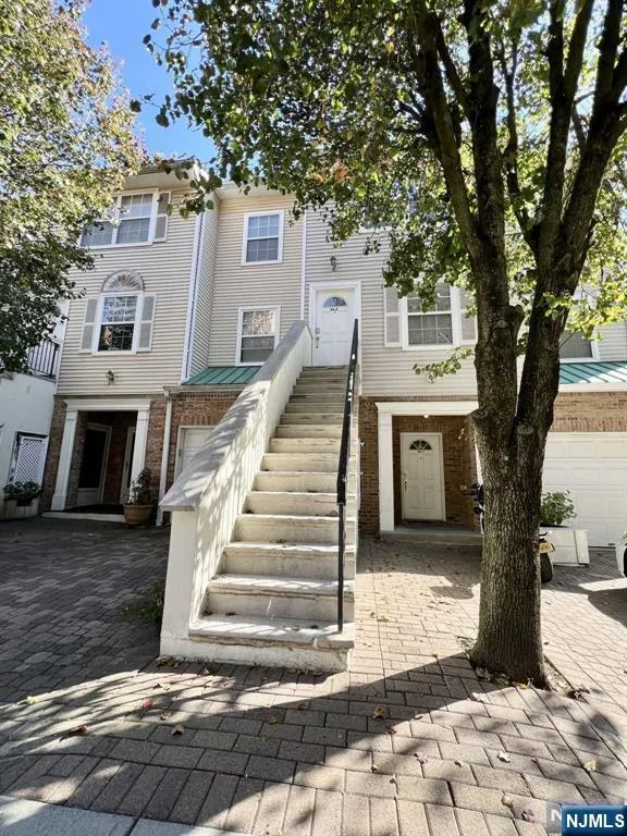 34 Bergen Ridge Road 2 North Bergen, NJ 07047