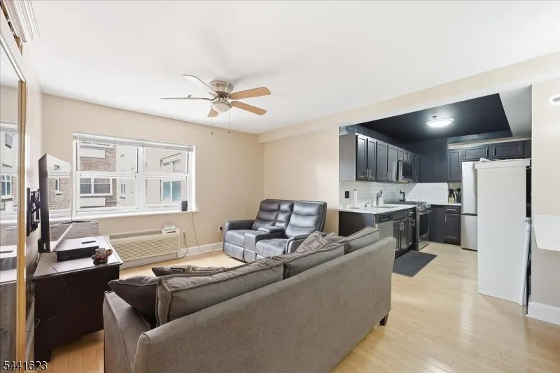 70 S Munn Ave #408 Unit 408 East Orange City, NJ 07018