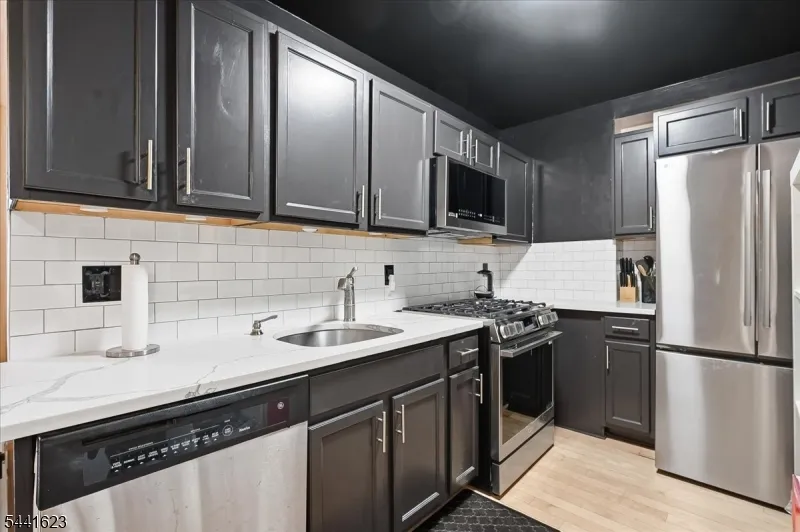 70 S Munn Ave #408 Unit 408 East Orange City, NJ 07018