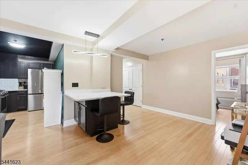 70 S Munn Ave #408 Unit 408 East Orange City, NJ 07018