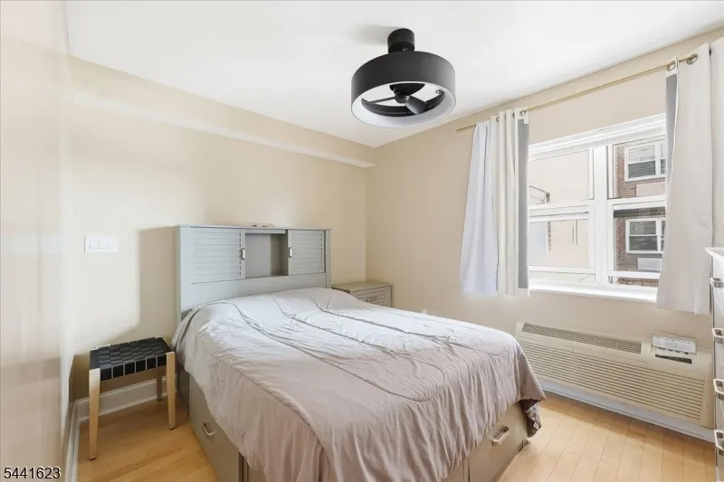 70 S Munn Ave #408 Unit 408 East Orange City, NJ 07018