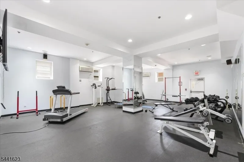 70 S Munn Ave #408 Unit 408 East Orange City, NJ 07018
