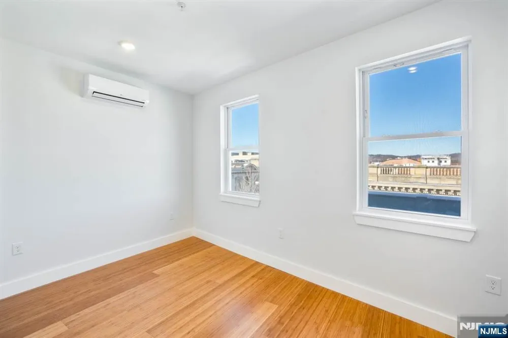 100 North Avenue 3C Plainfield, NJ 07060