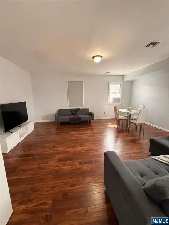 296 Passaic Street 3 Passaic, NJ 07055