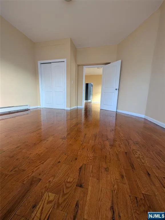 5 7th Street Newark, NJ 07107