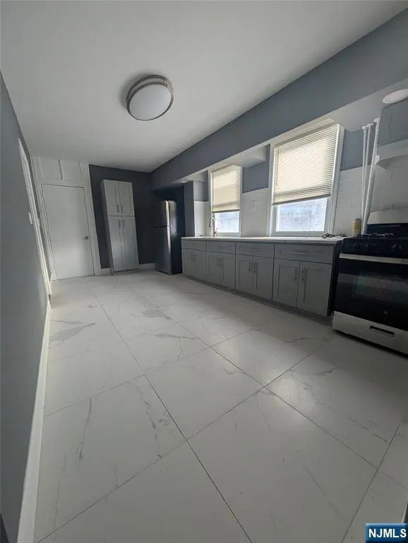 5 7th Street Newark, NJ 07107