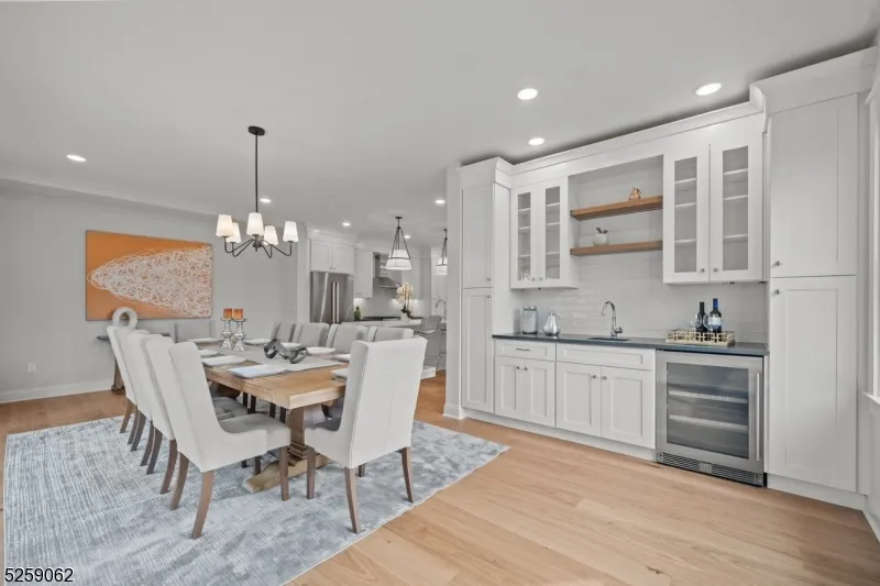 147 central #14 Unit 14 Old Tappan, NJ 07675