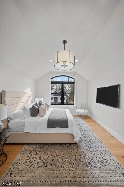 147 central #14 Unit 14 Old Tappan, NJ 07675