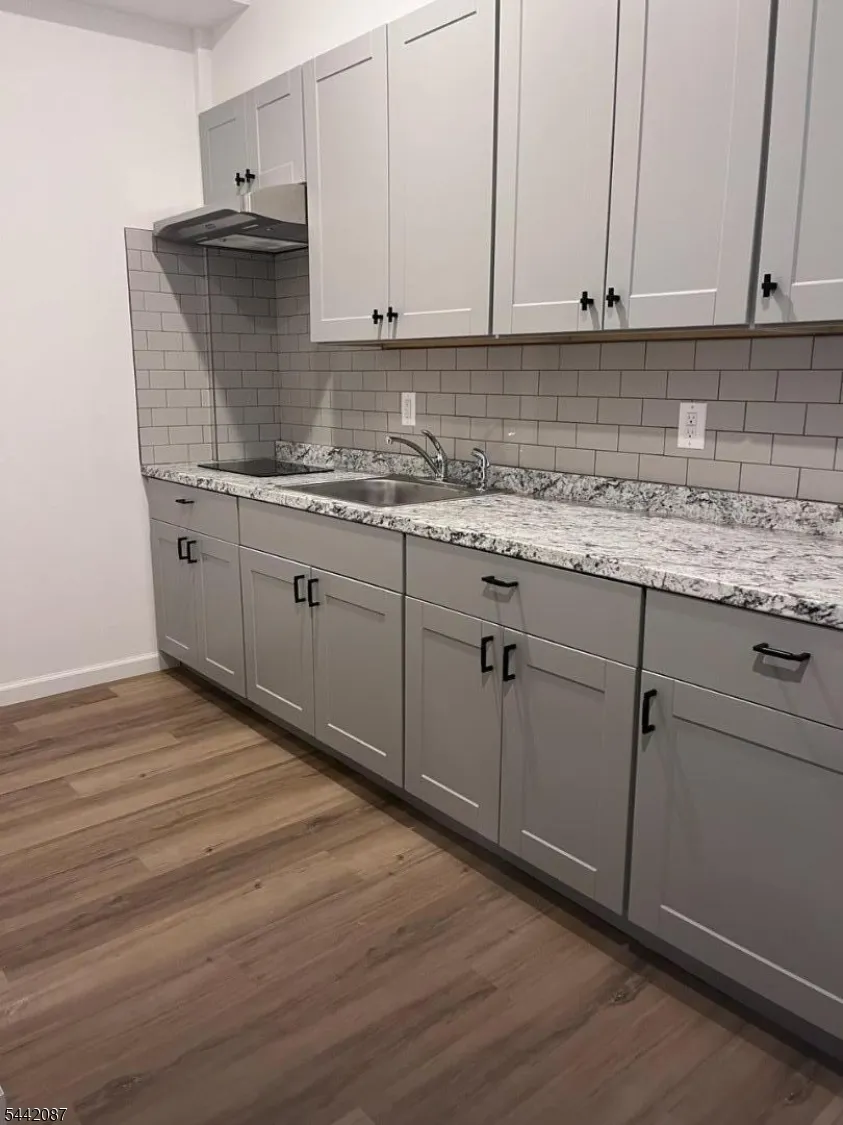 208 Broad St #6 Unit 6 Elizabeth City, NJ 07201