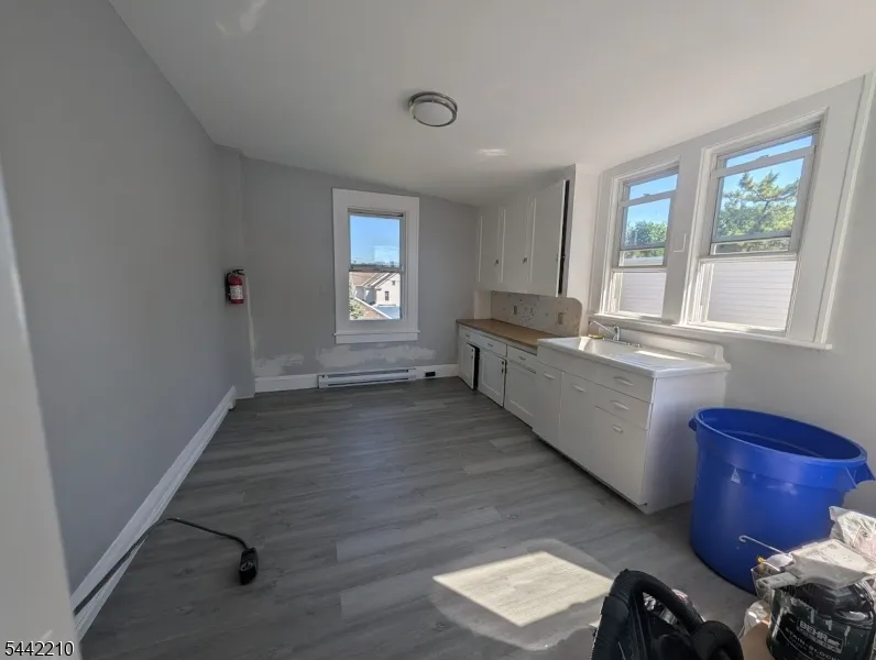 41 Summit Ave Phillipsburg Town, NJ 08865
