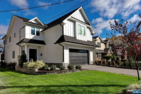 63 Sunset Lane