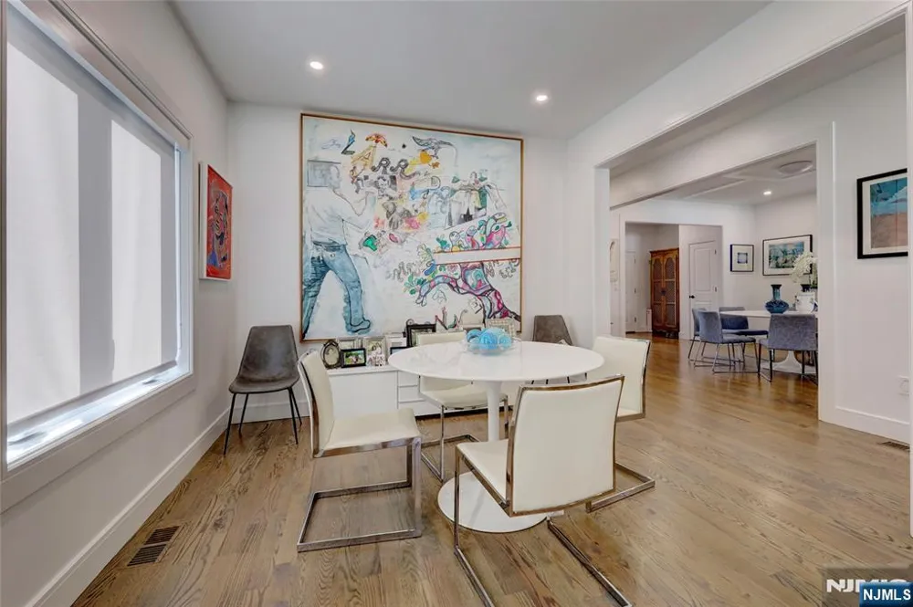 63 Sunset Lane Tenafly, NJ 07670