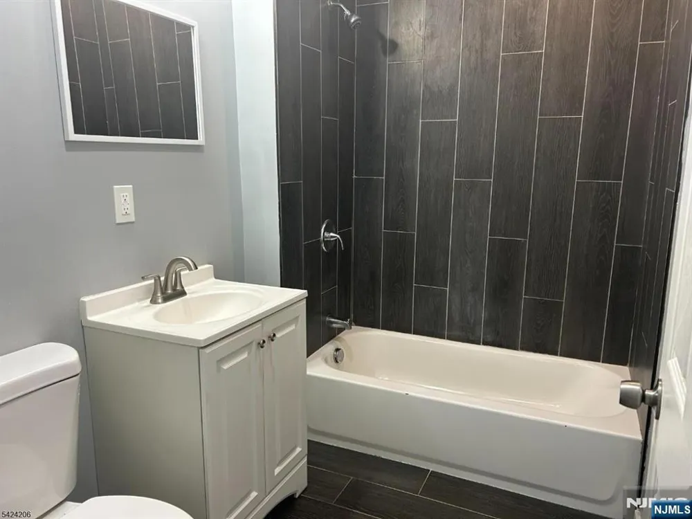 194-196 Wainwright Street Newark, NJ 07112