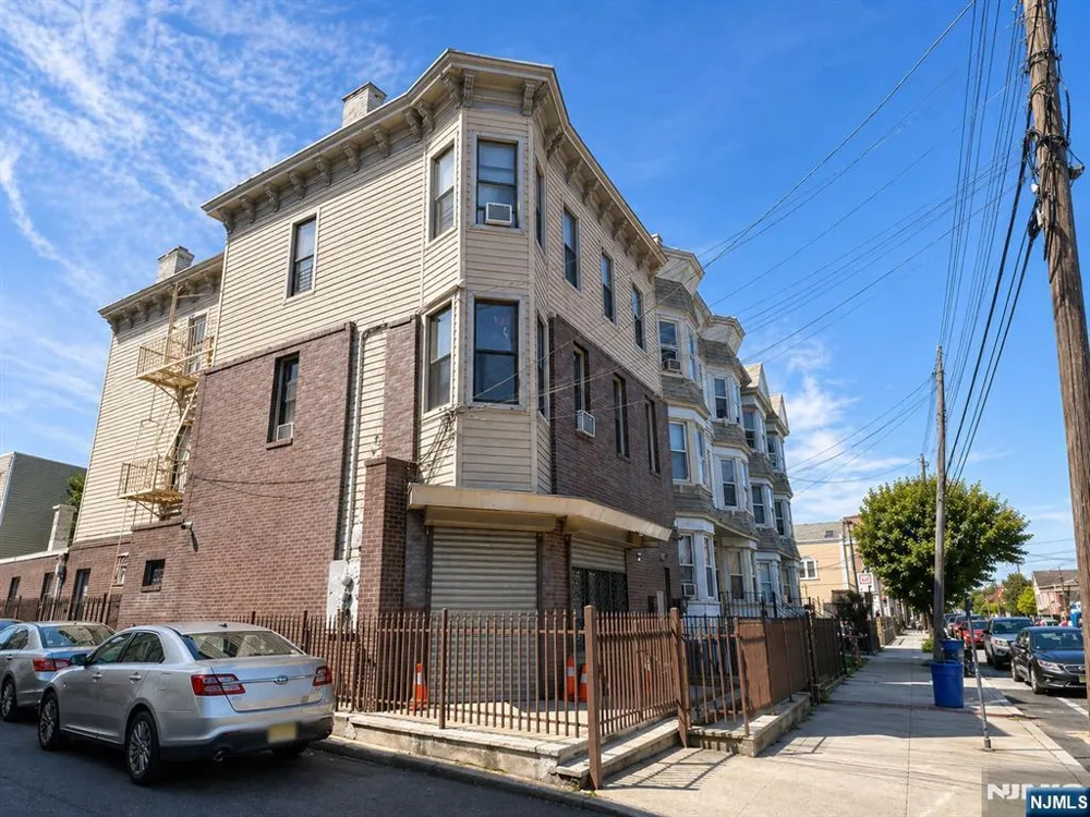 840 Mount Prospect Avenue APT 1 Newark, NJ 07104