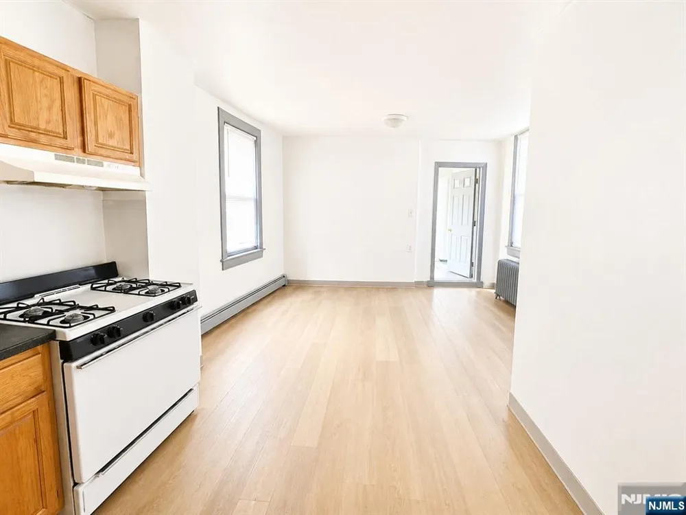 840 Mount Prospect Avenue APT 1 Newark, NJ 07104
