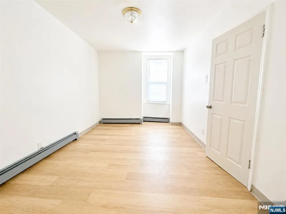 840 Mount Prospect Avenue APT 1 Newark, NJ 07104