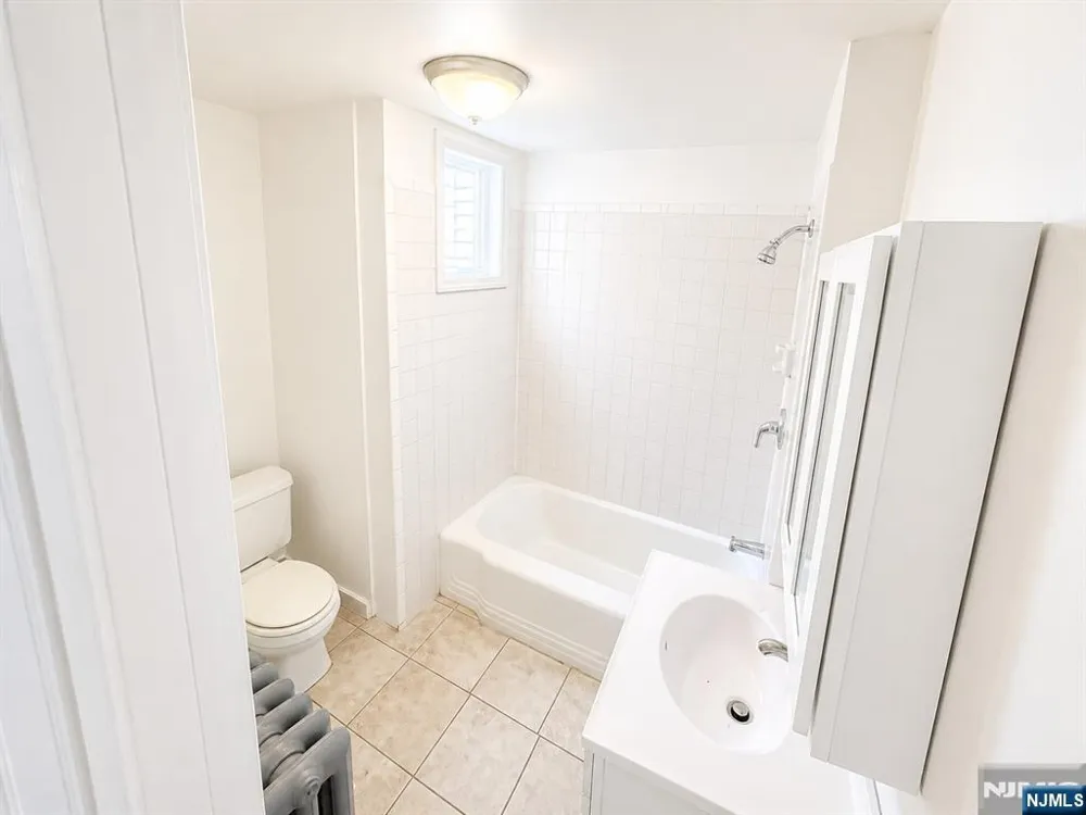 840 Mount Prospect Avenue APT 1 Newark, NJ 07104