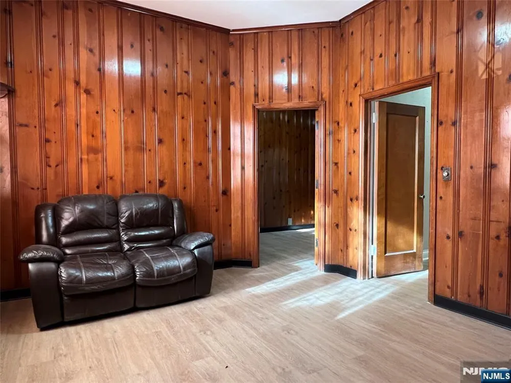 695 Palisade Avenue Cliffside Park, NJ 07010