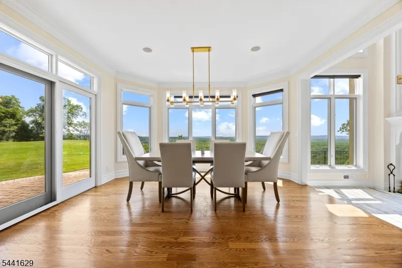 15 Adams Way Montville, NJ 07082