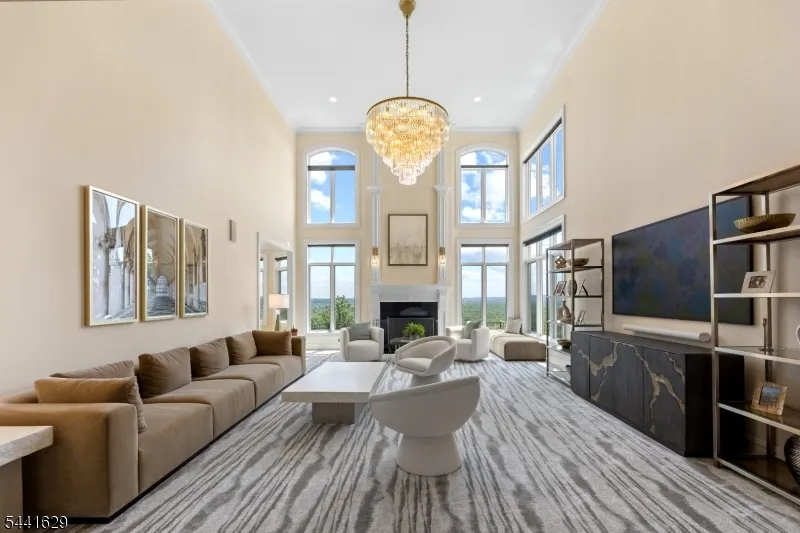 15 Adams Way Montville, NJ 07082