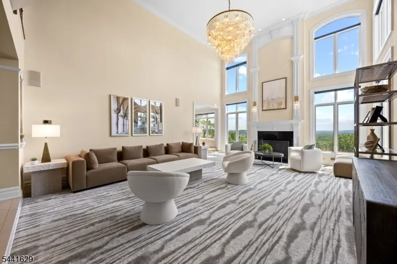 15 Adams Way Montville, NJ 07082