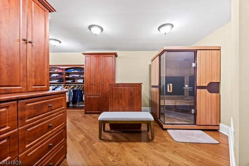 15 Adams Way Montville, NJ 07082