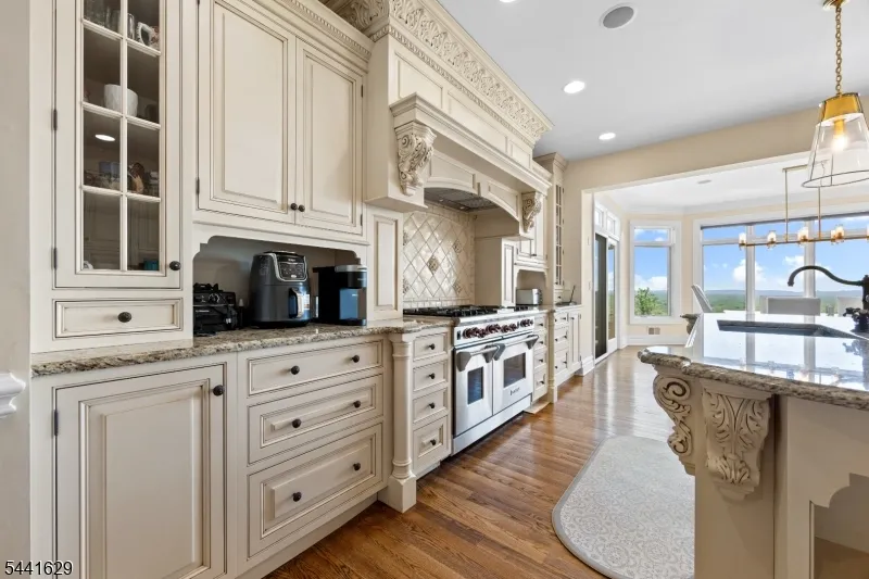 15 Adams Way Montville, NJ 07082