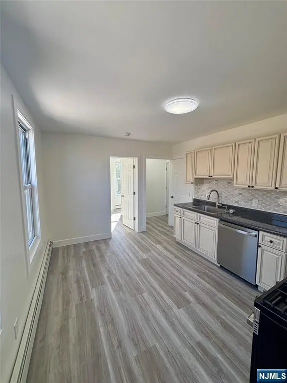 7 Franklin Avenue 5 Harrison, NJ 07029