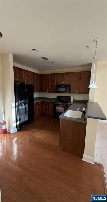 2411 Ramapo Court