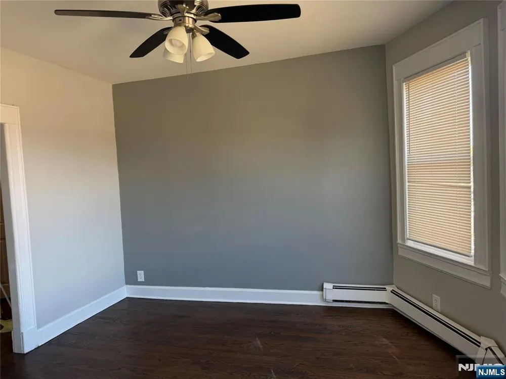 252 Boulevard 2 Hasbrouck Heights, NJ 07604