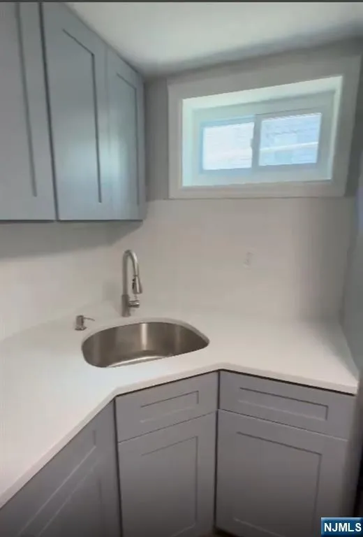100 Rosa Parks Boulevard B1BY Paterson, NJ 07501