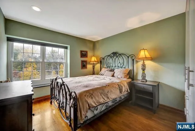 549 Windsor Drive 549 Palisades Park, NJ 07650