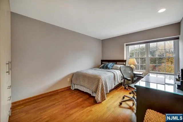 549 Windsor Drive 549 Palisades Park, NJ 07650