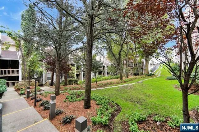 549 Windsor Drive 549 Palisades Park, NJ 07650