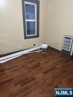 102 12th Street 1 Newark, NJ 07107