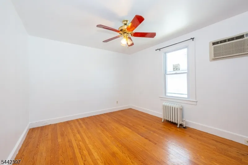 8 Henderson Blvd Fair Lawn, NJ 07410